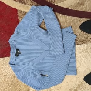 Lulu's cropped sweater